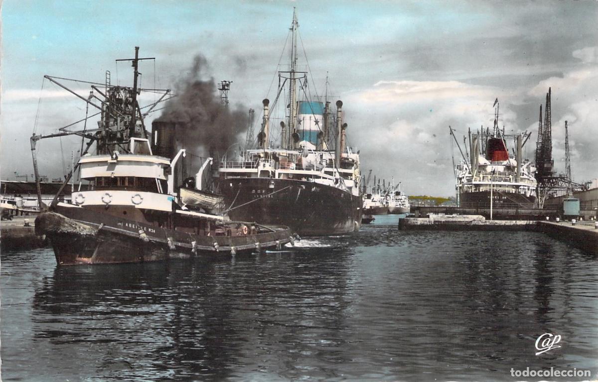 Postales: Postal del Puerto de Le Havre con Barcos y Remolcador Abeille