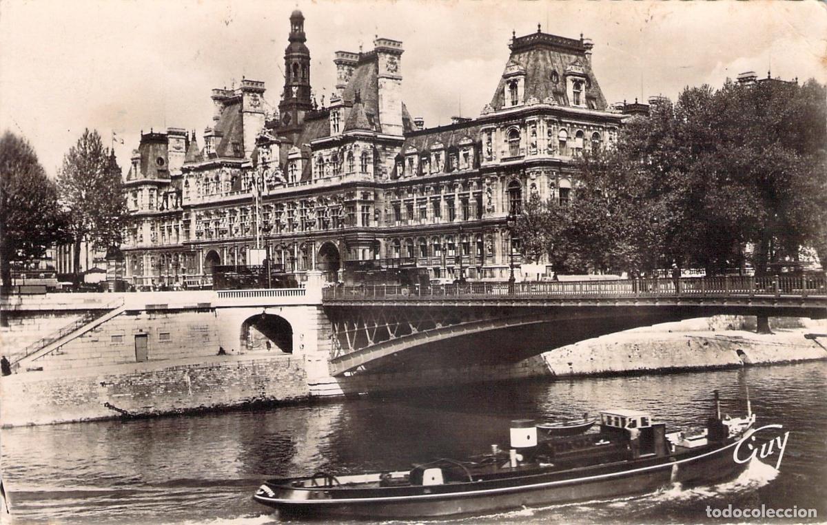 Postales: Postal de Par&iacute;s: L'H&ocirc;tel de Ville y el Pont d'Arcole en el Sena