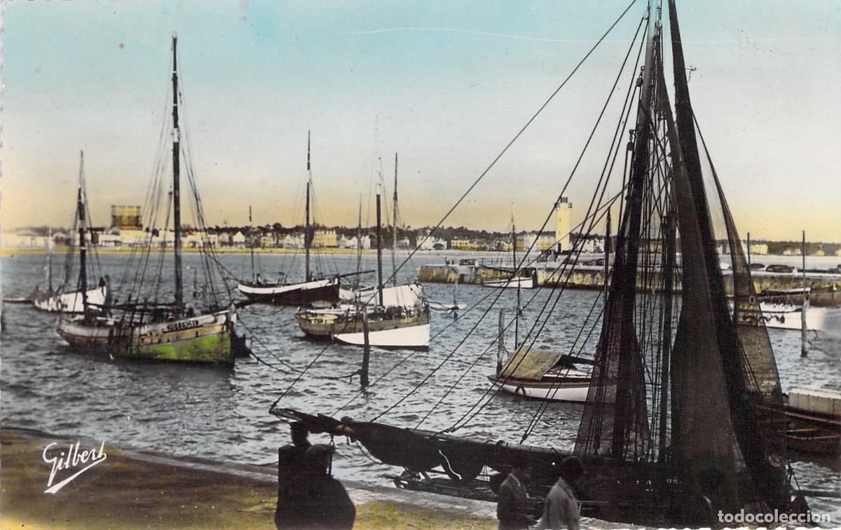 Postales: Postal de Royan El Puerto con Barcos y Veleros Francia