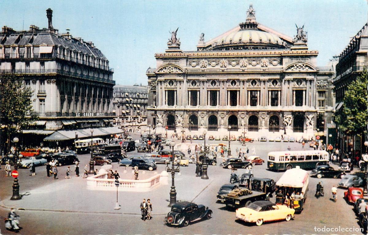 Postcards: Postal de Par&iacute;s - Vista de la &Oacute;pera Garnier con Tr&aacute;fico de &Eacute;poca