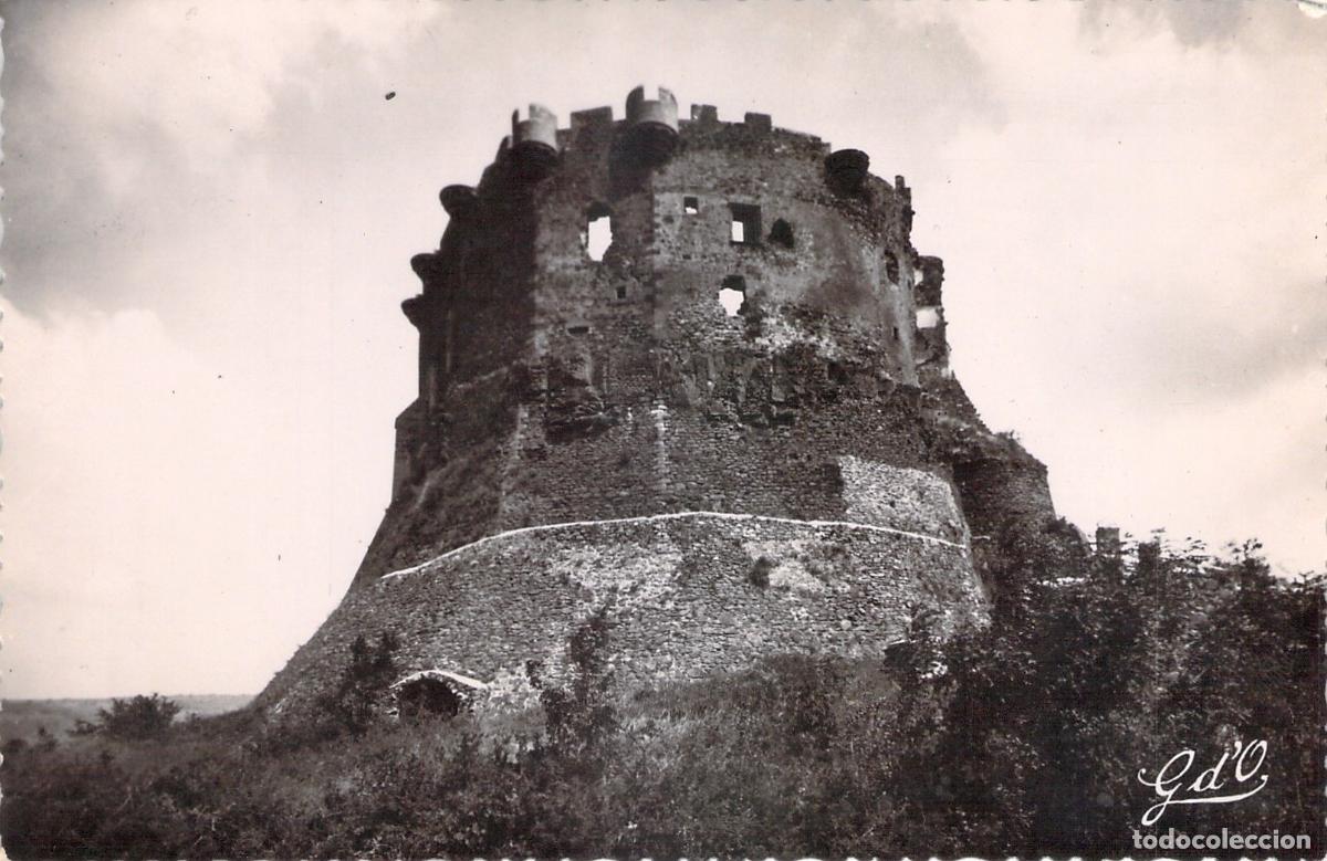 Postales: Postal Castillo Feudal de Murols Auvergne Francia Aspecto Sur