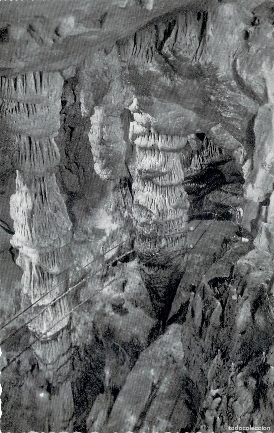 Postales: Postal de la Grotte de Presque en Saint-C&eacute;r&eacute; Francia