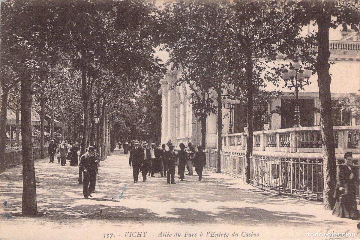 Postales: Postal de Vichy All&eacute;e du Parc Entrada al Casino Francia
