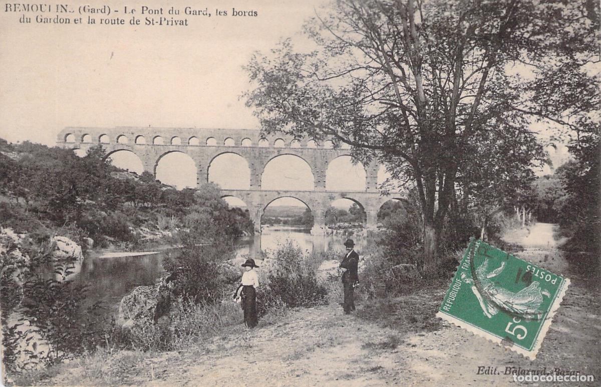 Postales: Postal de Pont du Gard y R&iacute;o Gardon en Remoulins Francia