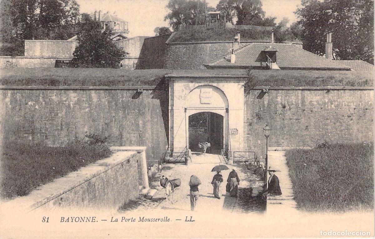 Postales: Postal de la Puerta Mousserolle en Bayona, Francia
