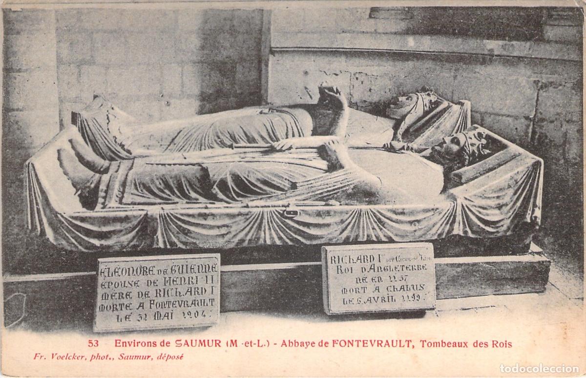 Postales: Postal Abad&iacute;a de Fontevraud Tumbas de Leonor de Aquitania y Ricardo I