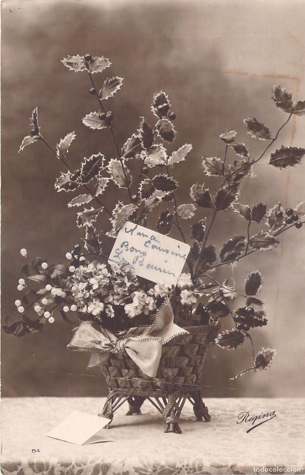 Postales: Postal Francesa con Cesta de Acebo y Flores Regina