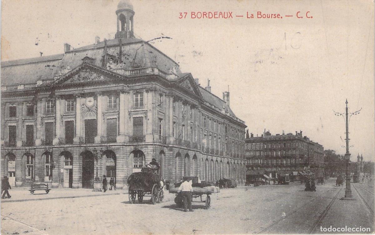 Postales: Postal de Burdeos - Plaza de la Bolsa y Escena Callejera