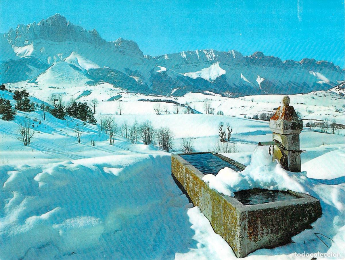 Postales: Postal de Paisaje Invernal con Fuente Antigua en los Alpes