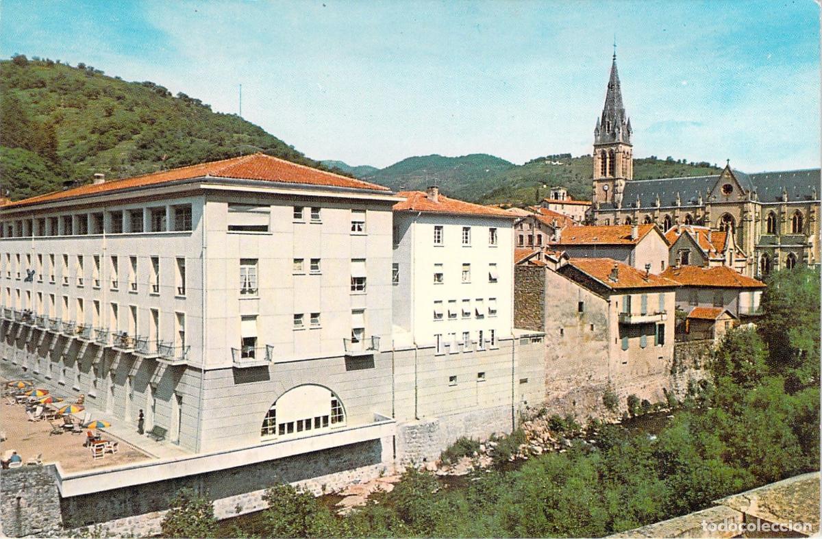 Postales: Postal de Vals-les-Bains Francia Centro Diab&eacute;tico e Iglesia