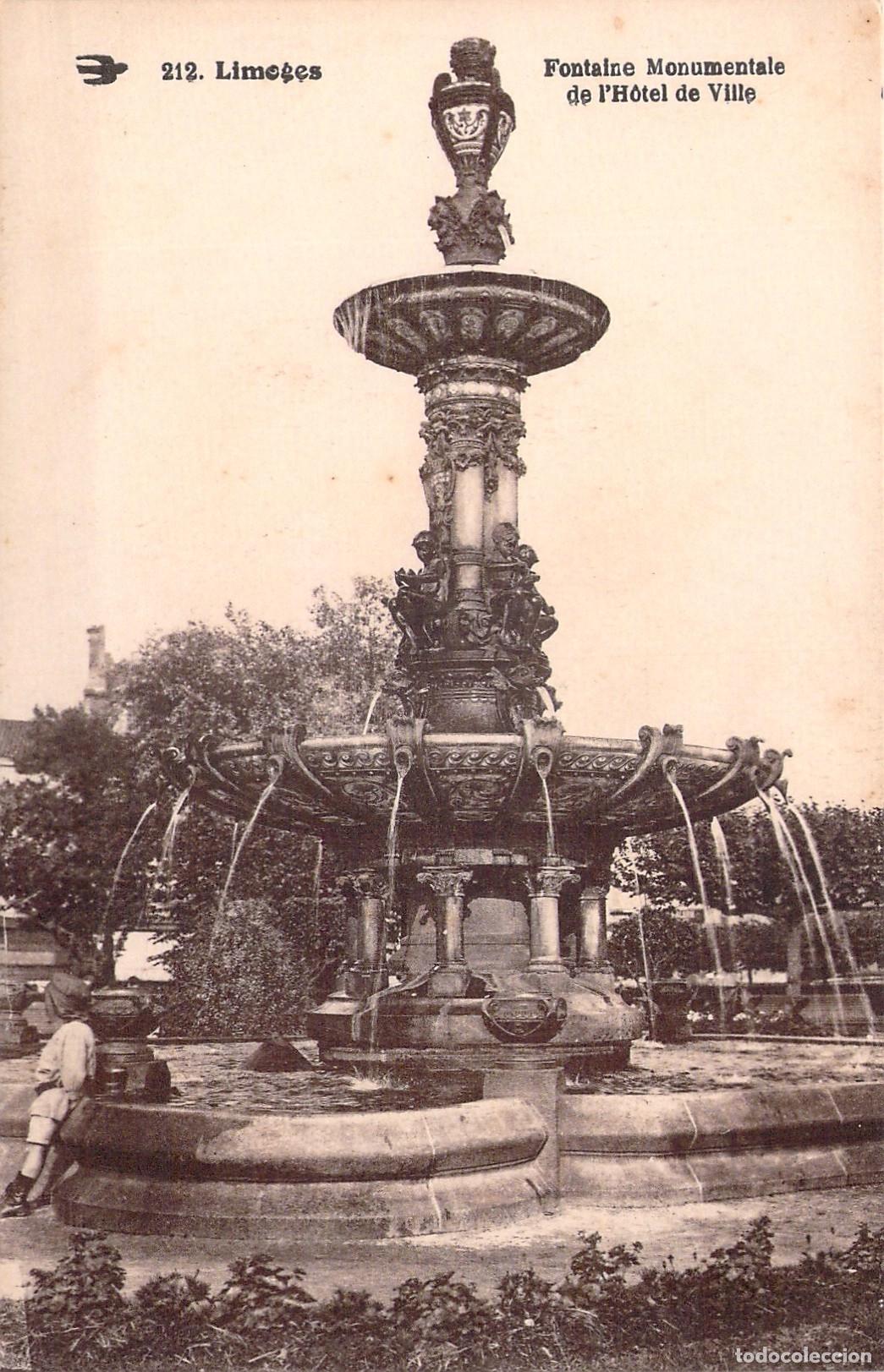 Postales: Postal de la Fuente Monumental del Ayuntamiento en Limoges, Francia