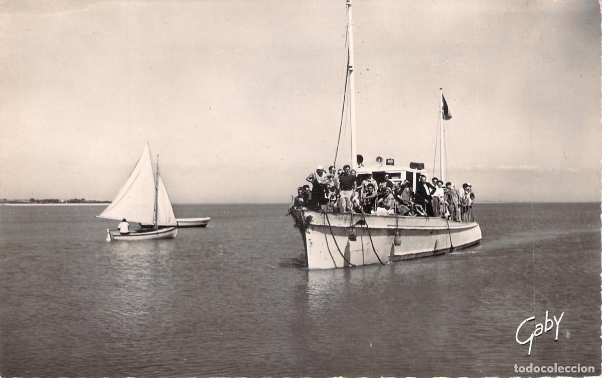 Postales: Postal de la llegada de la embarcaci&oacute;n L'Aiglon a la Isla de Aix