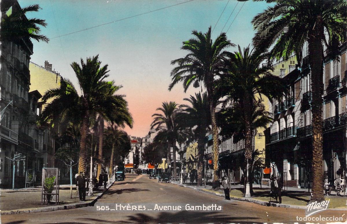 Postales: Postal de la Avenue Gambetta con Palmeras en Hy&egrave;res, Francia