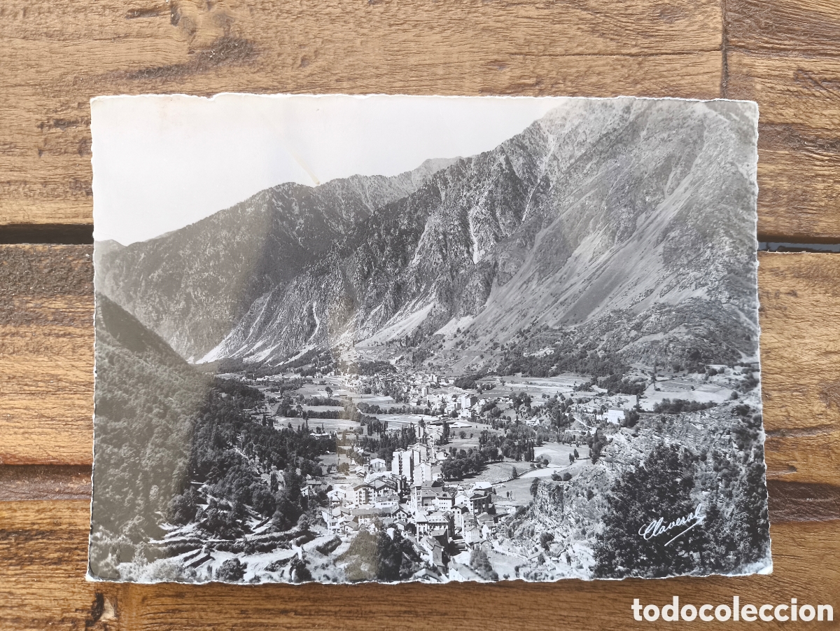 Postales: Antigua postal Valls d'Andorra Vista Panor&aacute;mica Les Escaldes y Andorra la Vella Ed. Claverol