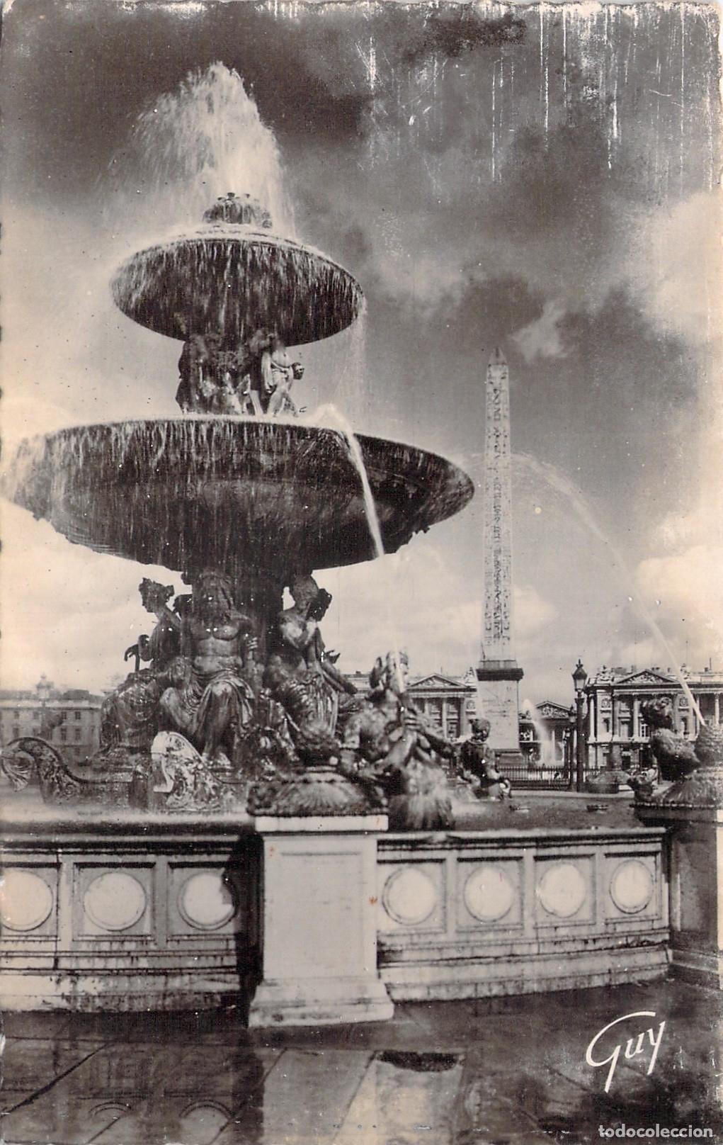 Postales: Postal de Par&iacute;s Plaza de la Concordia Fuente y Obelisco Francia