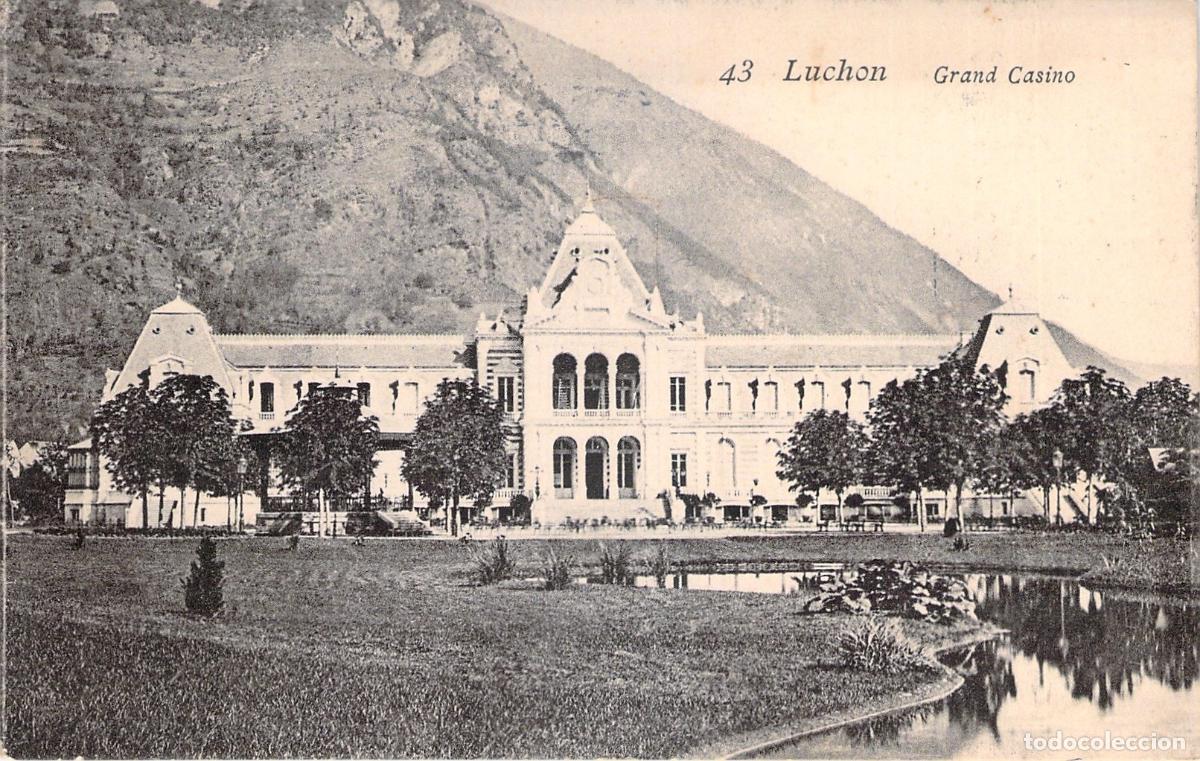 Postcards: Postal del Grand Casino en Luchon con Paisaje de Monta&ntilde;a