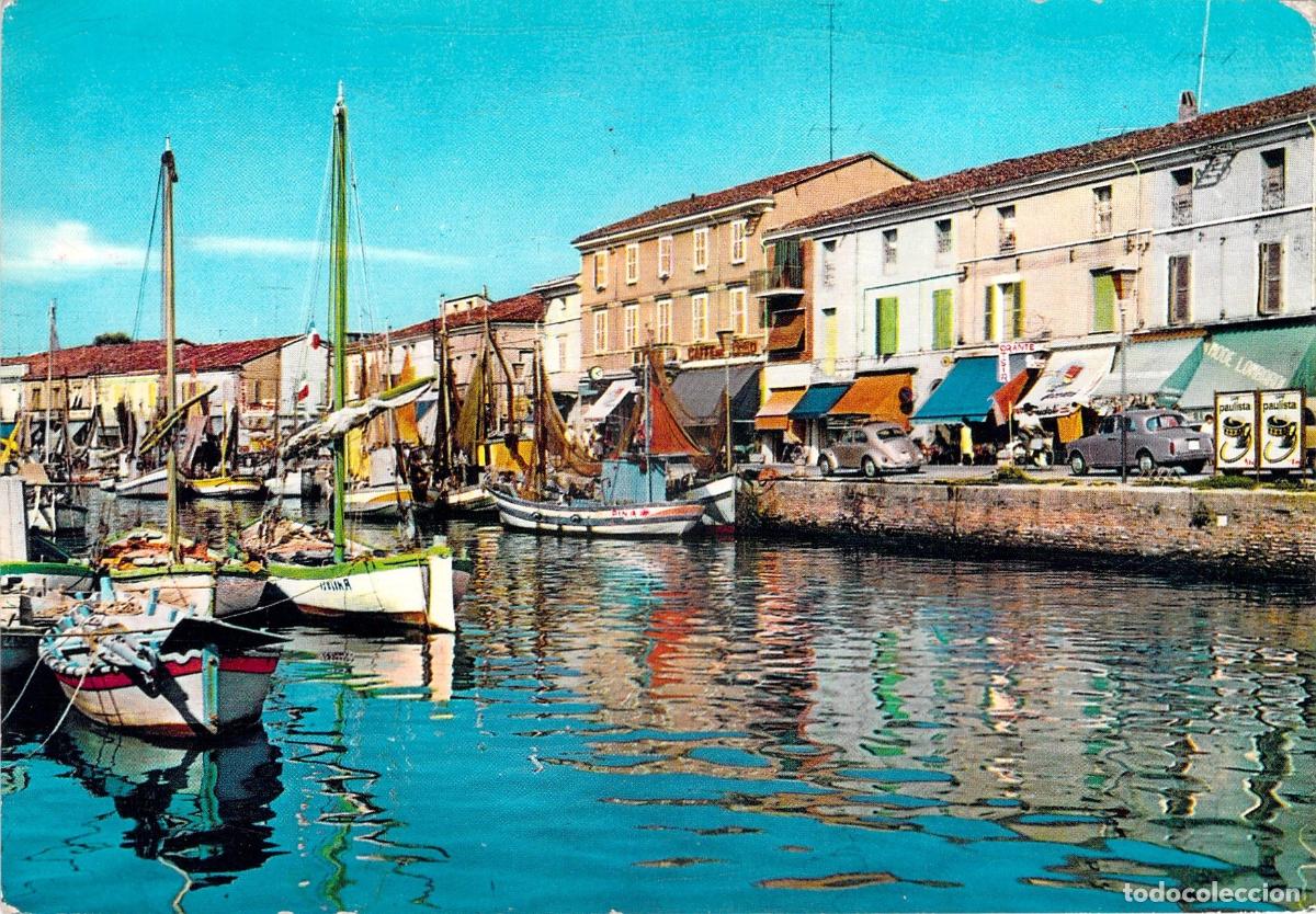 Postales: Postal Porto Canale de Cesenatico con Barcos y Edificios Hist&oacute;ricos