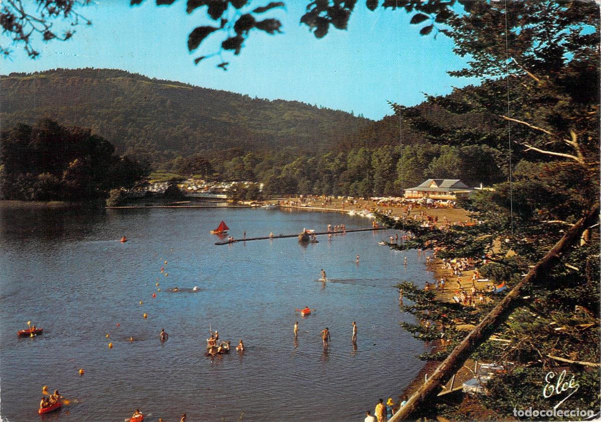 Postcards: Postal de la Playa del Lago Chambon, Auvernia, Francia