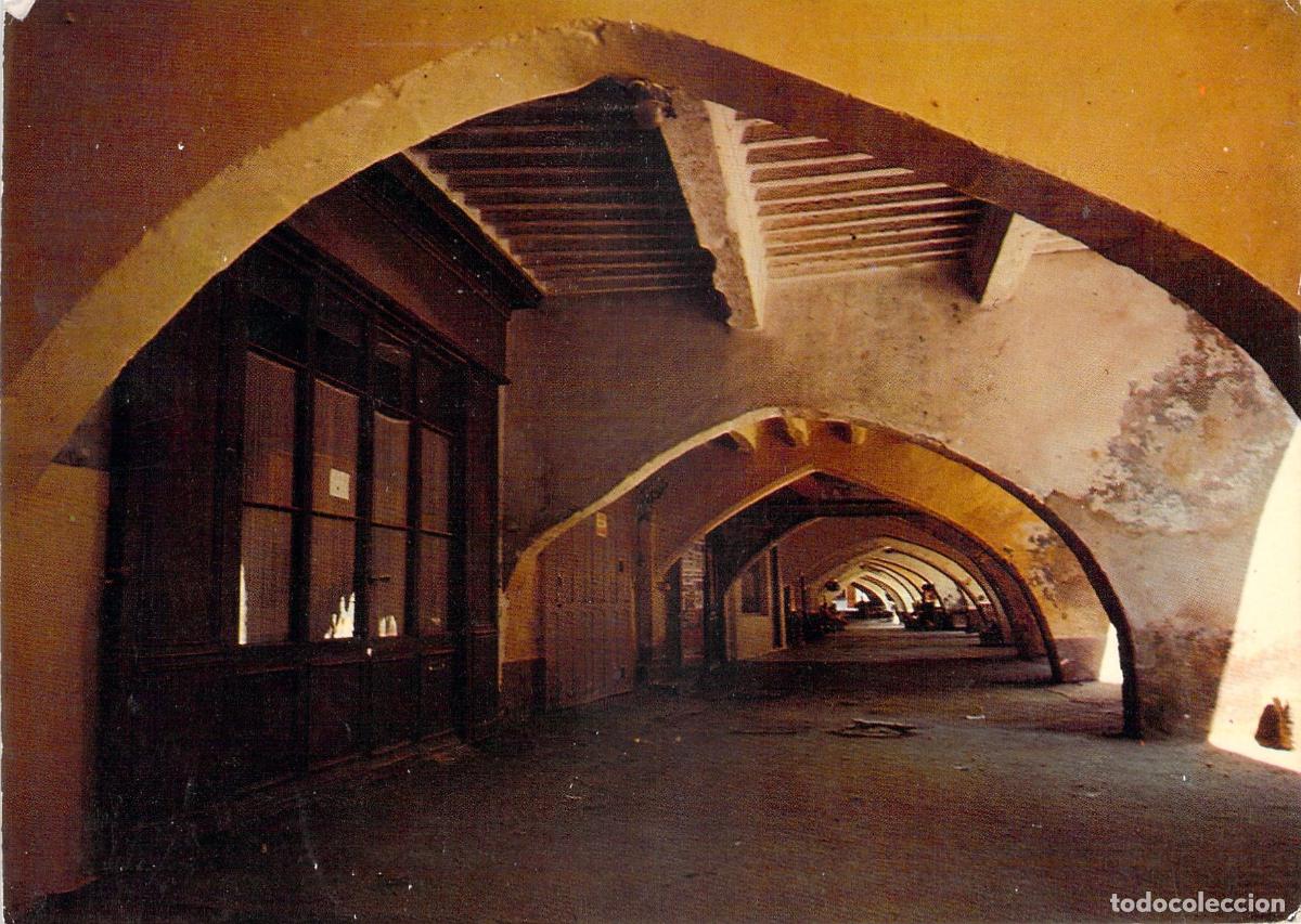 Postcards: Postal de Los Soportales (Les Arcades) de Buis-les-Baronnies, Francia