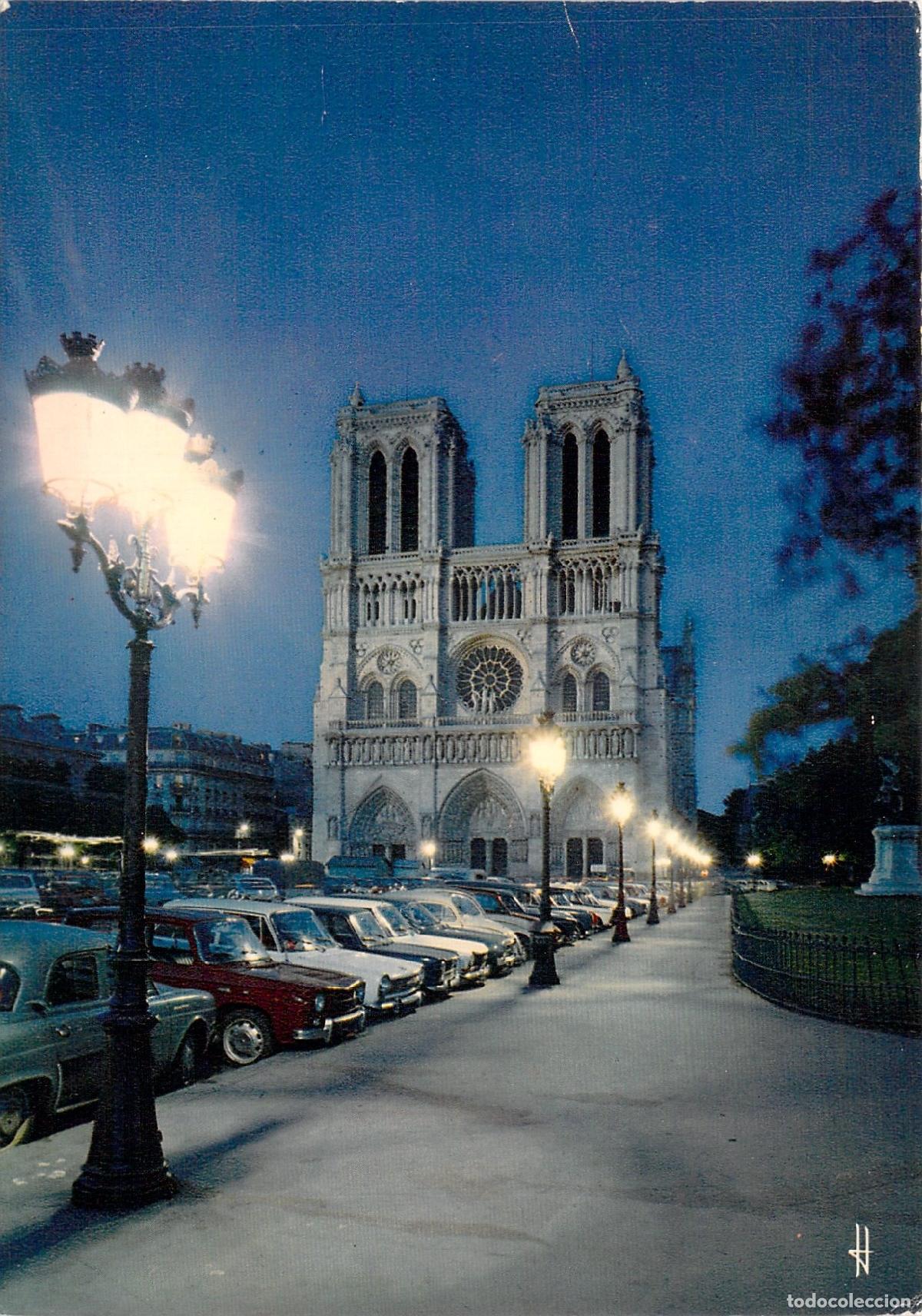 Postcards: Postal de la Catedral de Notre-Dame en Par&iacute;s de Noche
