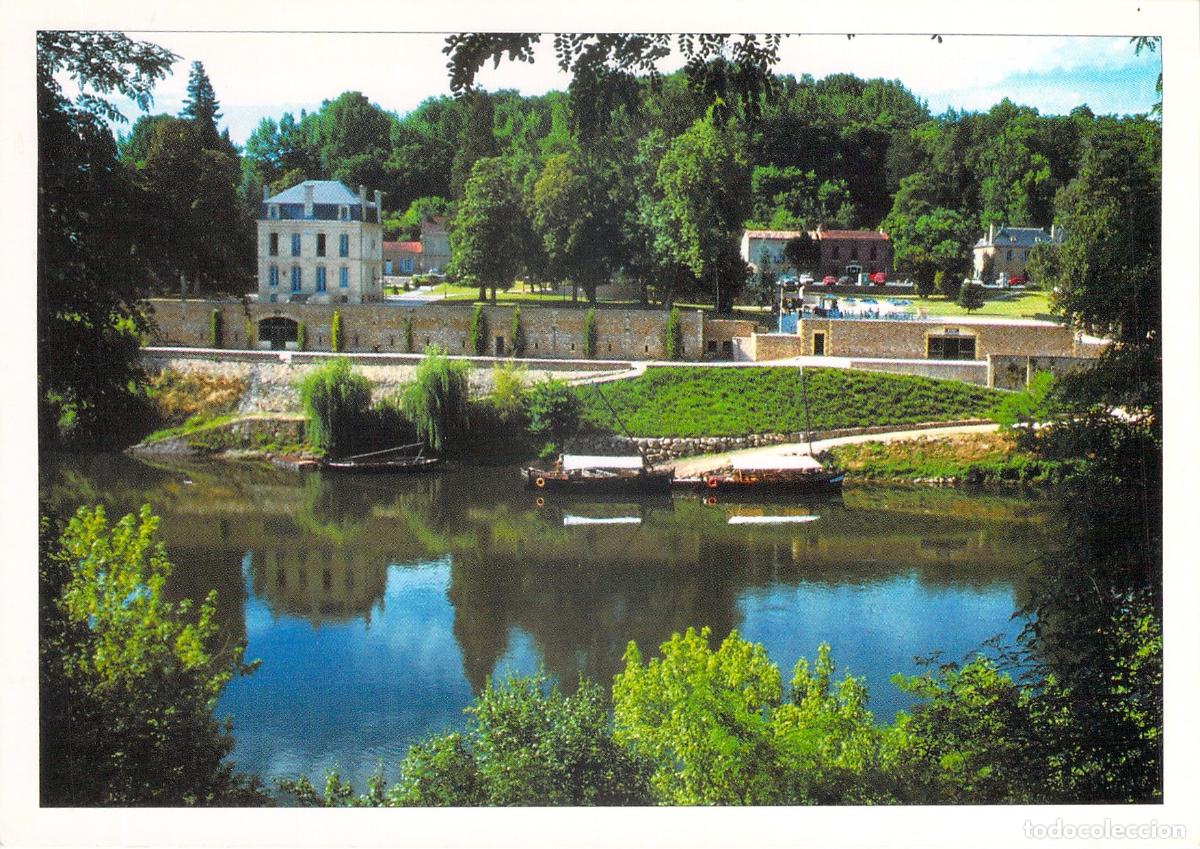 Postcards: Postal de Le Port de Creysse, P&eacute;rigord Pourpre, Francia
