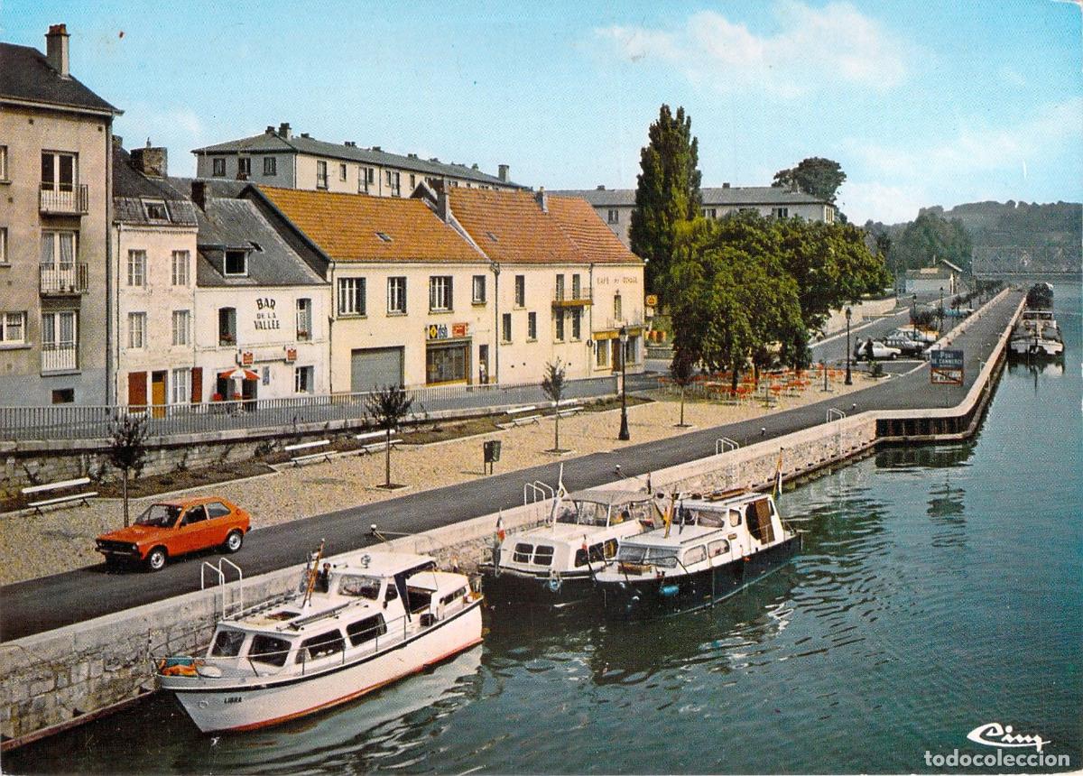 Postales: Postal de Givet, Orillas del R&iacute;o Mosa en Ardenas