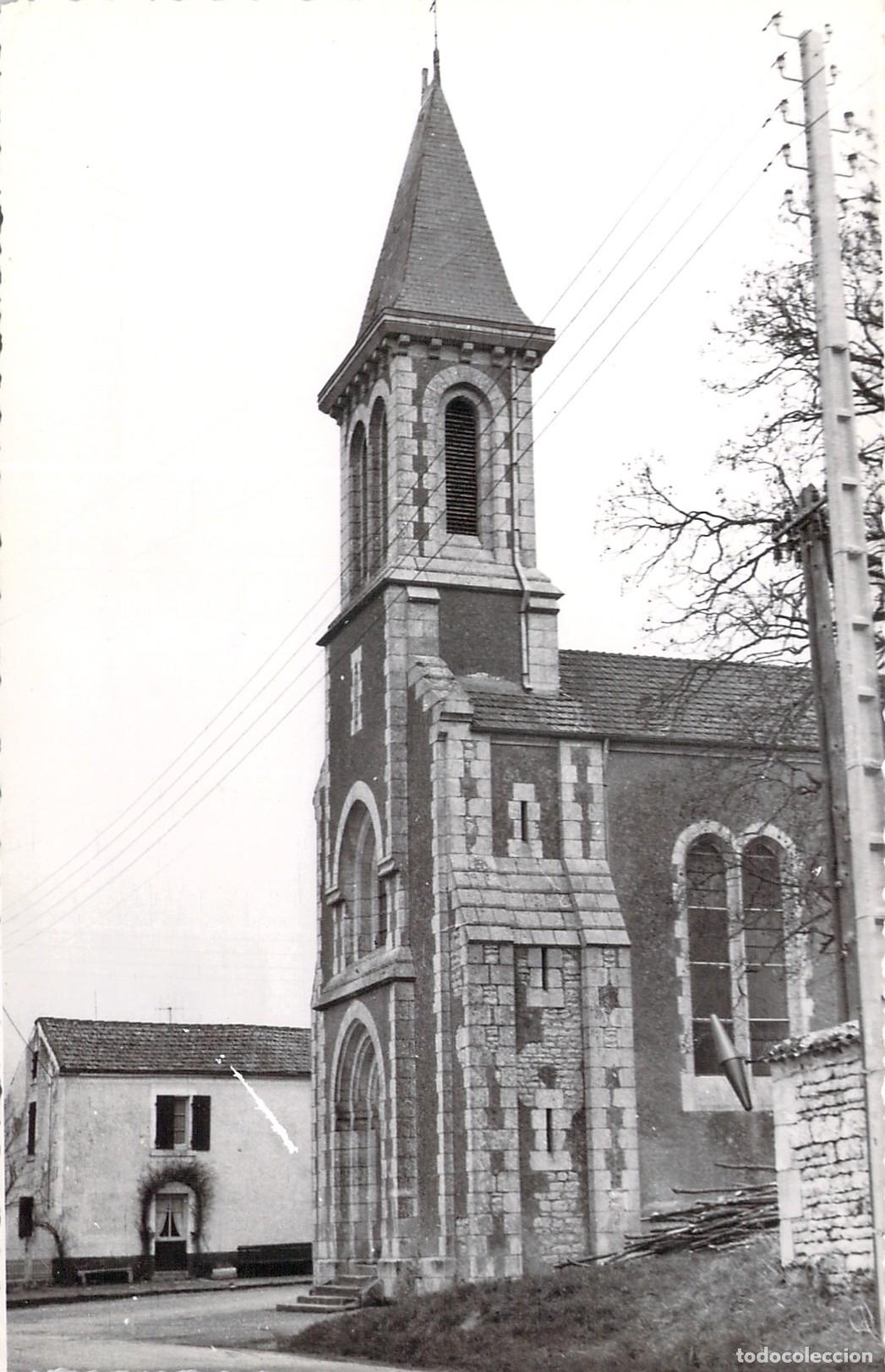 Postcards: Postal de la Iglesia de Sainte-Christine, Vend&eacute;e, Francia