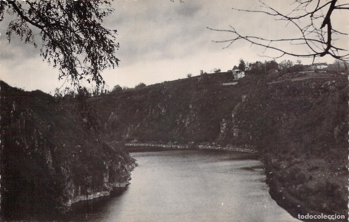 Postales: Postal Paisaje de Crozant y el R&iacute;o La Creuse Francia