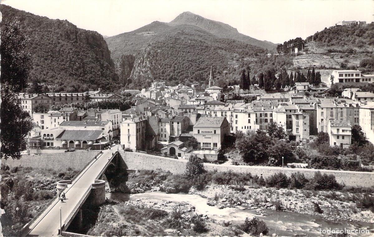Postales: Postal de Vista General de Am&eacute;lie-les-Bains Francia con Puente y R&iacute;o