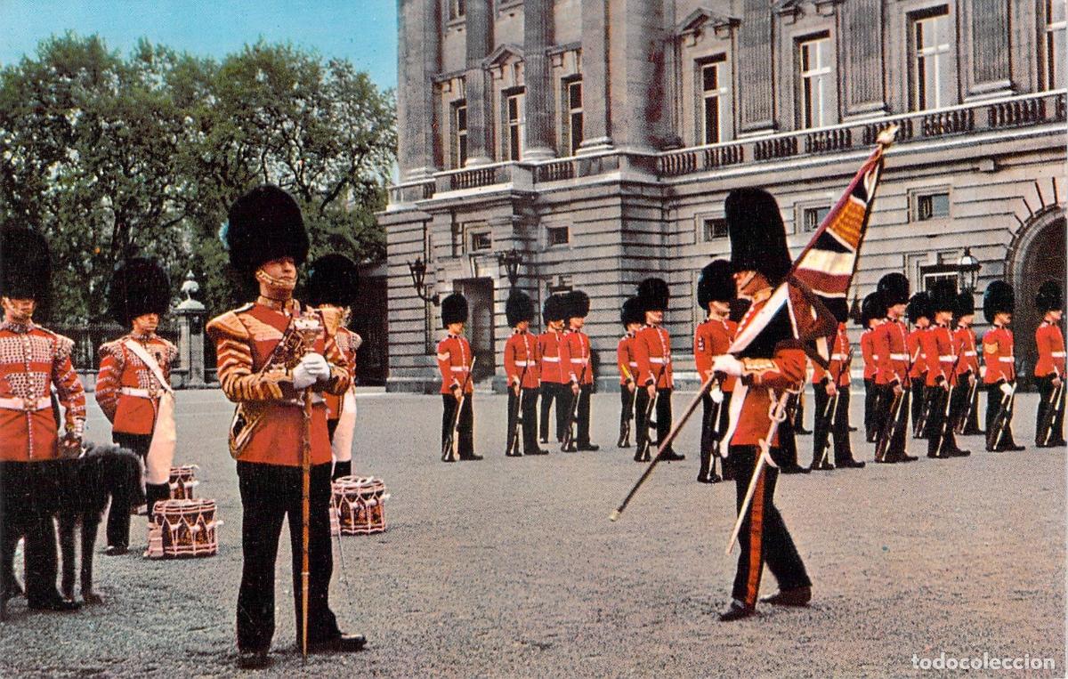 Postales: Postal del Cambio de Guardia en el Palacio de Buckingham, Londres