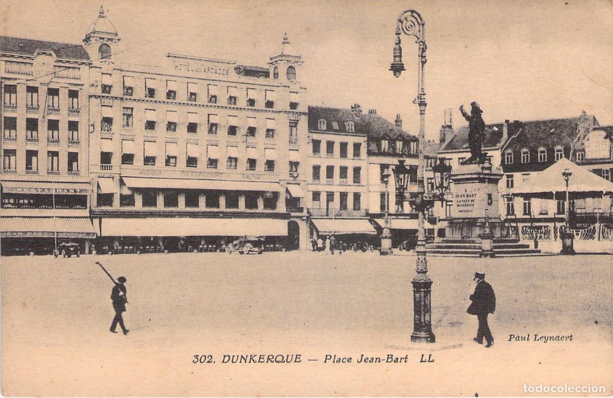 Postales: Postal de Dunkerque, Francia - Place Jean-Bart y Estatua