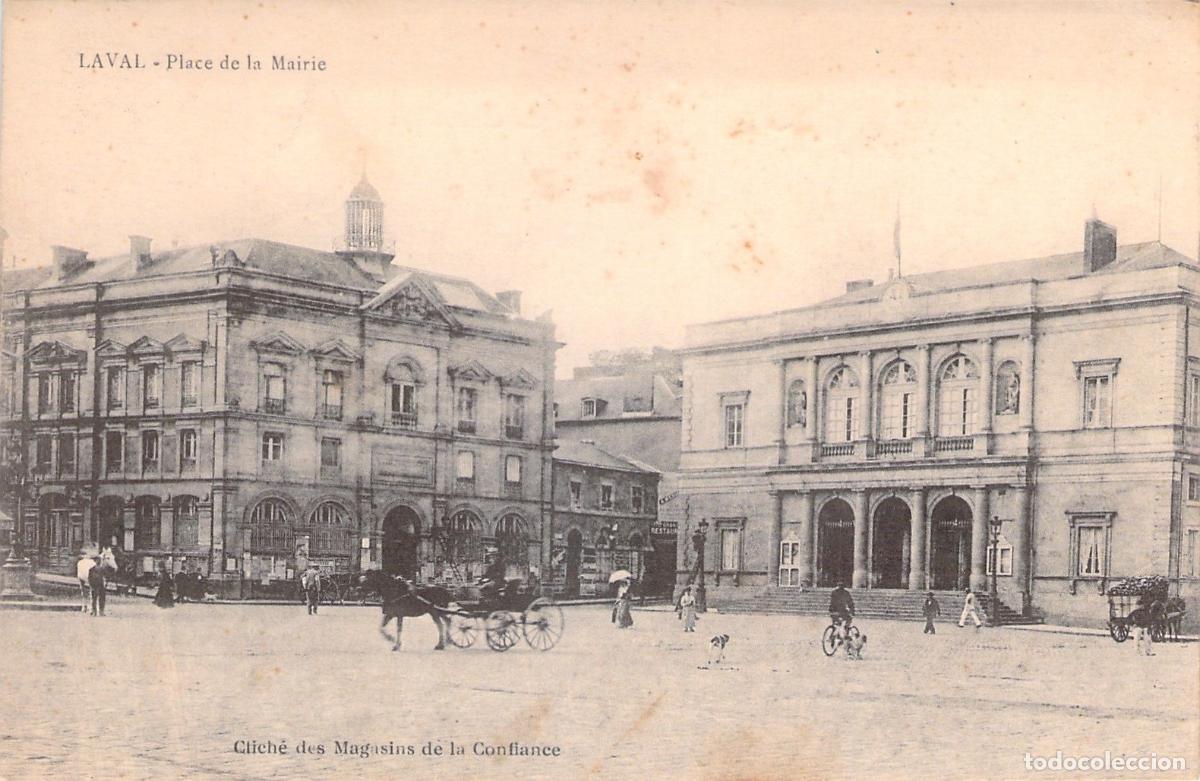 Postales: Postal de la Place de la Mairie en Laval Francia