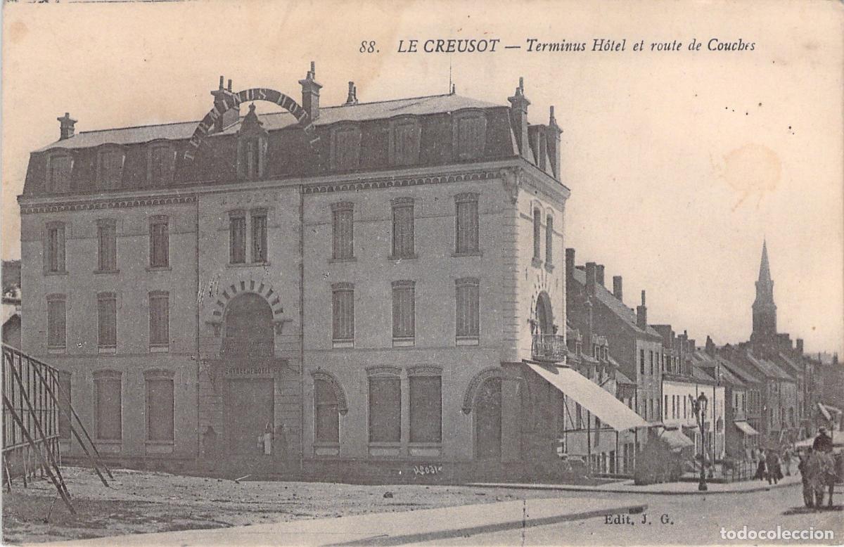 Postales: Postal de Le Creusot Francia Hotel Terminus y Calle Couches