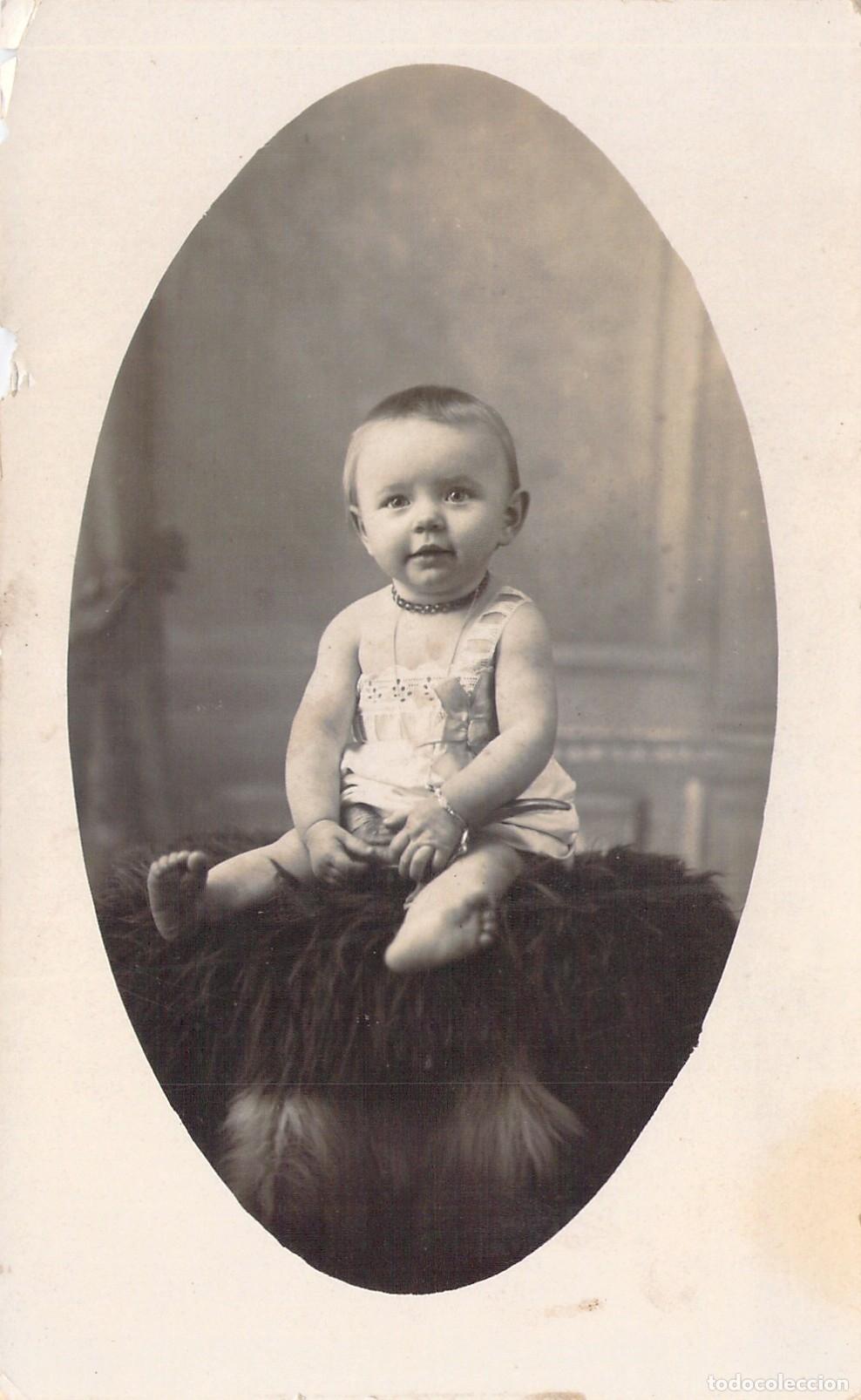 Postcards: Tarjeta Postal de Retrato de Beb&eacute; en Estudio Fotogr&aacute;fico de Lezay