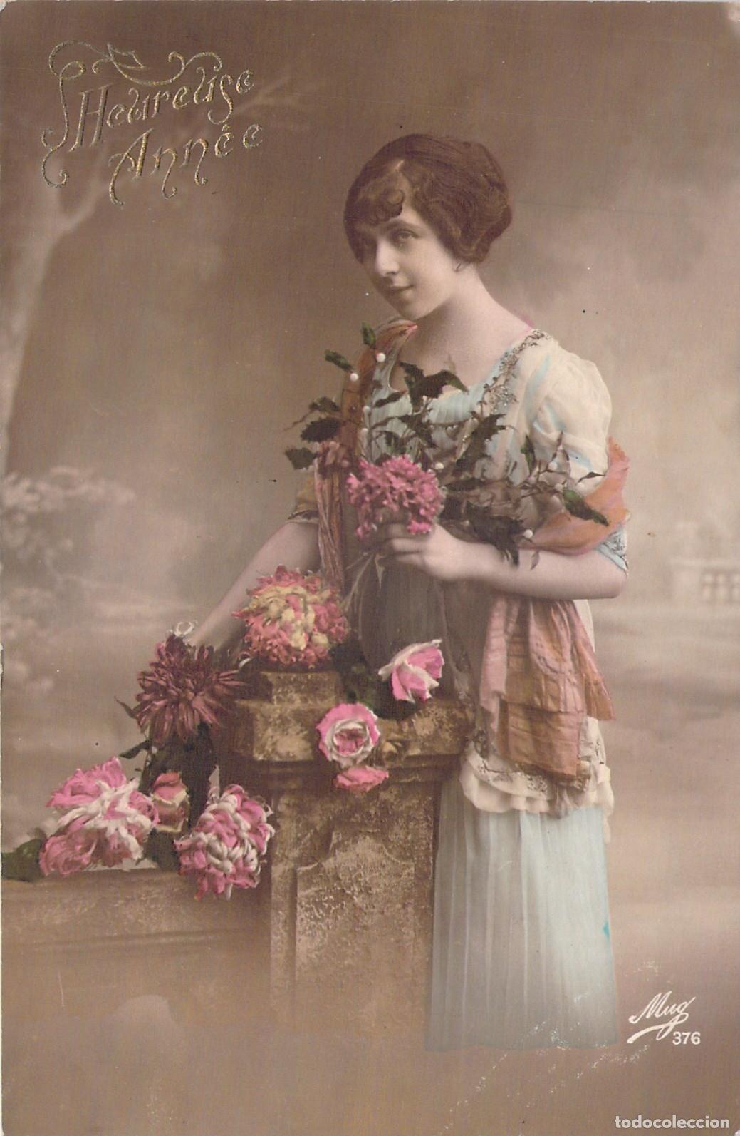 Postales: Postal Francesa de A&ntilde;o Nuevo con Retrato de Mujer y Flores