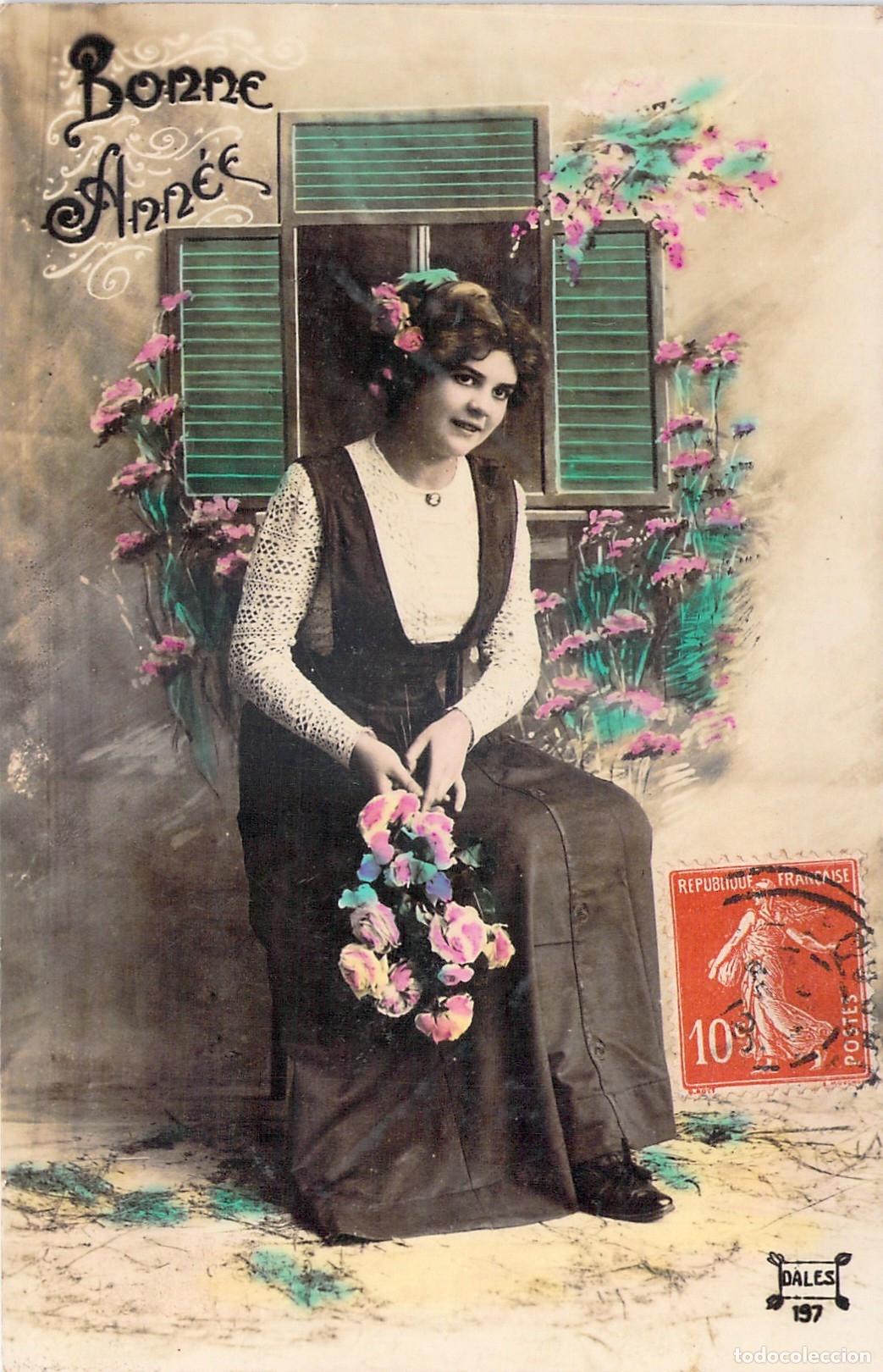 Postales: Postal Francesa de A&ntilde;o Nuevo con Retrato de Mujer y Flores