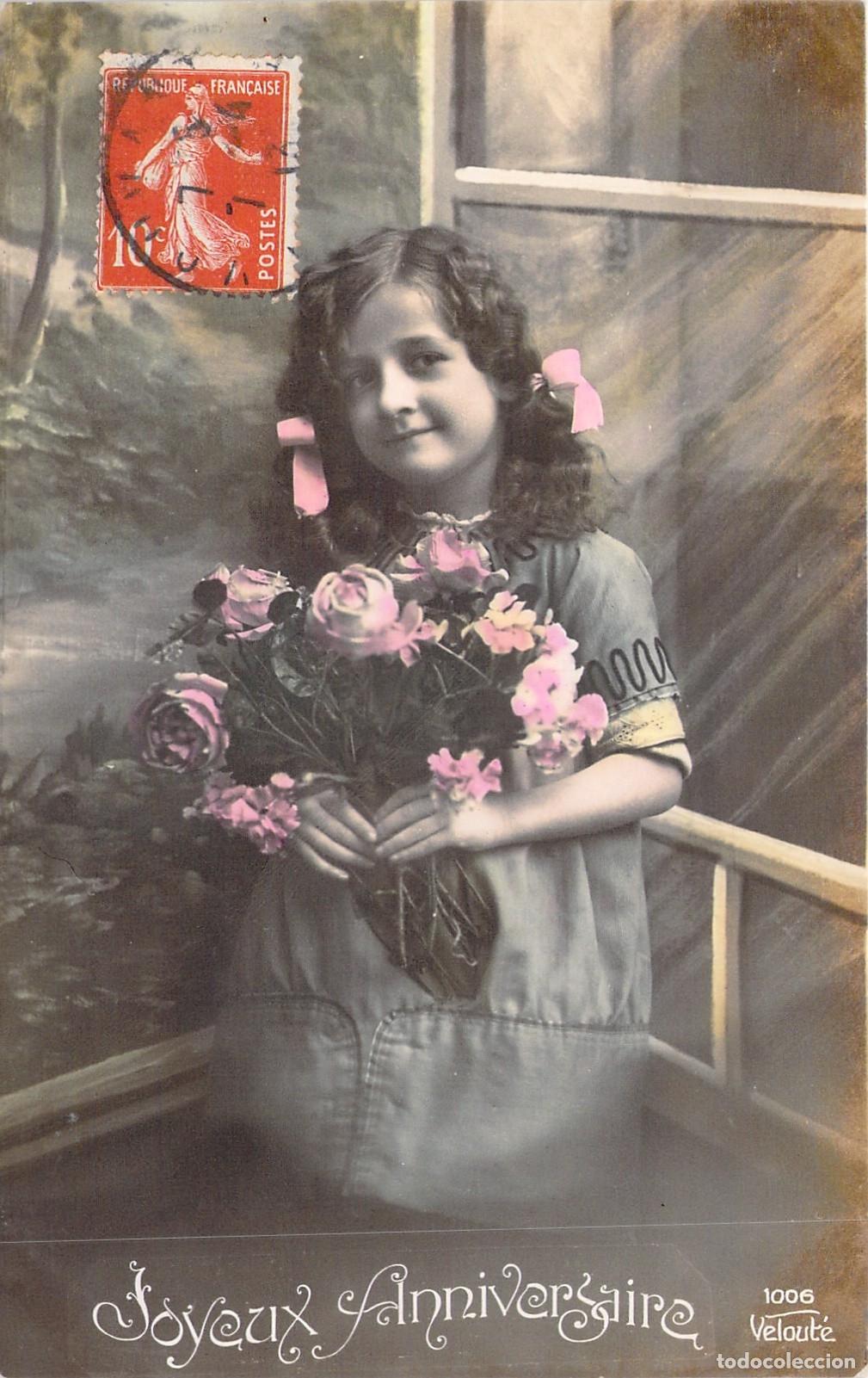 Postales: Postal Francesa de Joyeux Anniversaire con Retrato de Ni&ntilde;a y Rosas