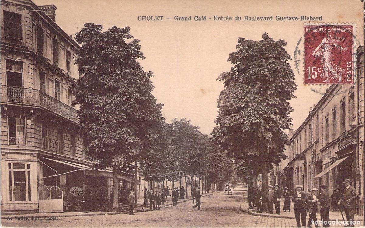 Cartes Postales: Postal de Cholet - Grand Caf&eacute; y Entrada al Boulevard Gustave-Richard