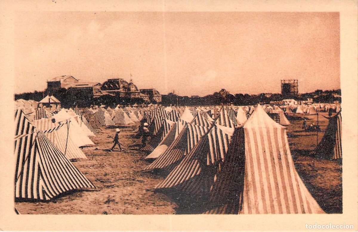 Postkarten: Postal de Royan - La Grande Conche con Tiendas de Playa