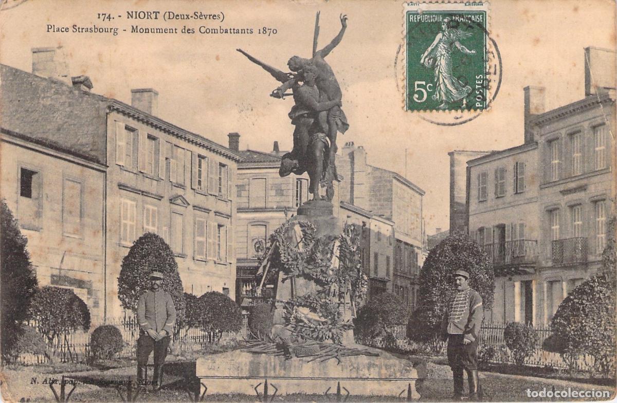 Postales: Postal de Niort: Plaza Estrasburgo y Monumento de los Combatientes