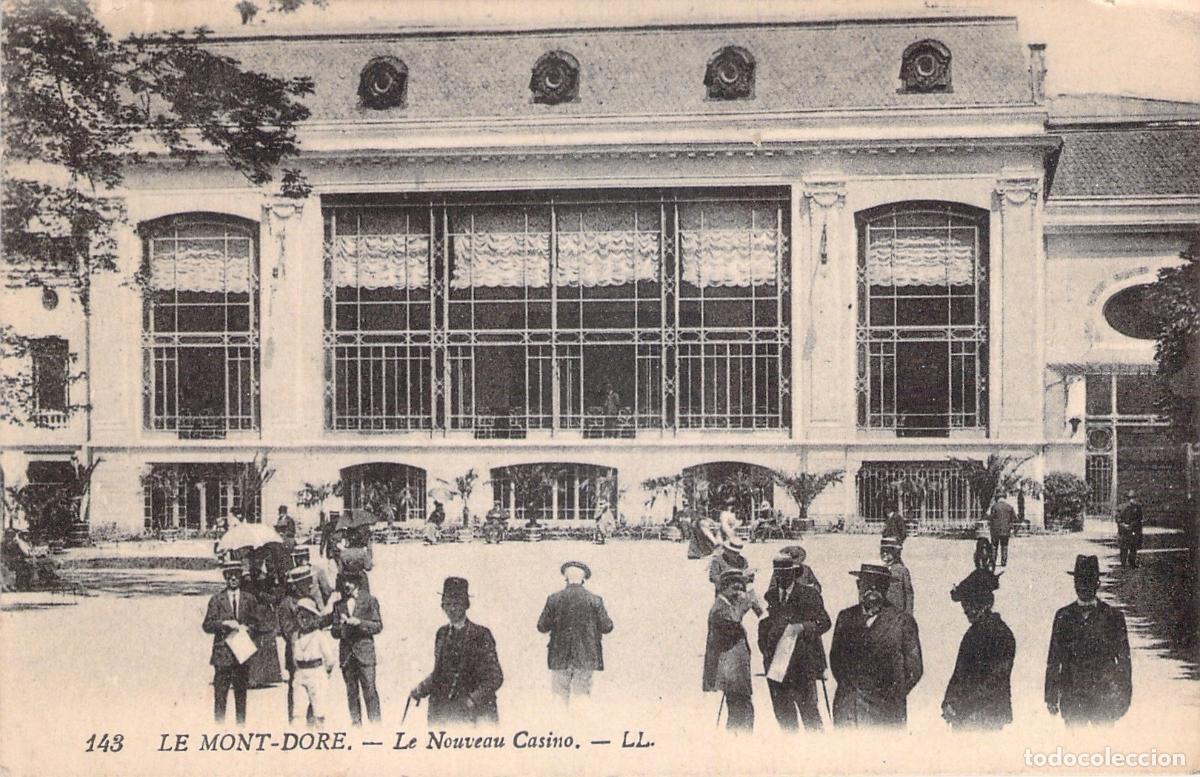 Postales: Postal de Le Mont-Dore - El Nuevo Casino con Personajes