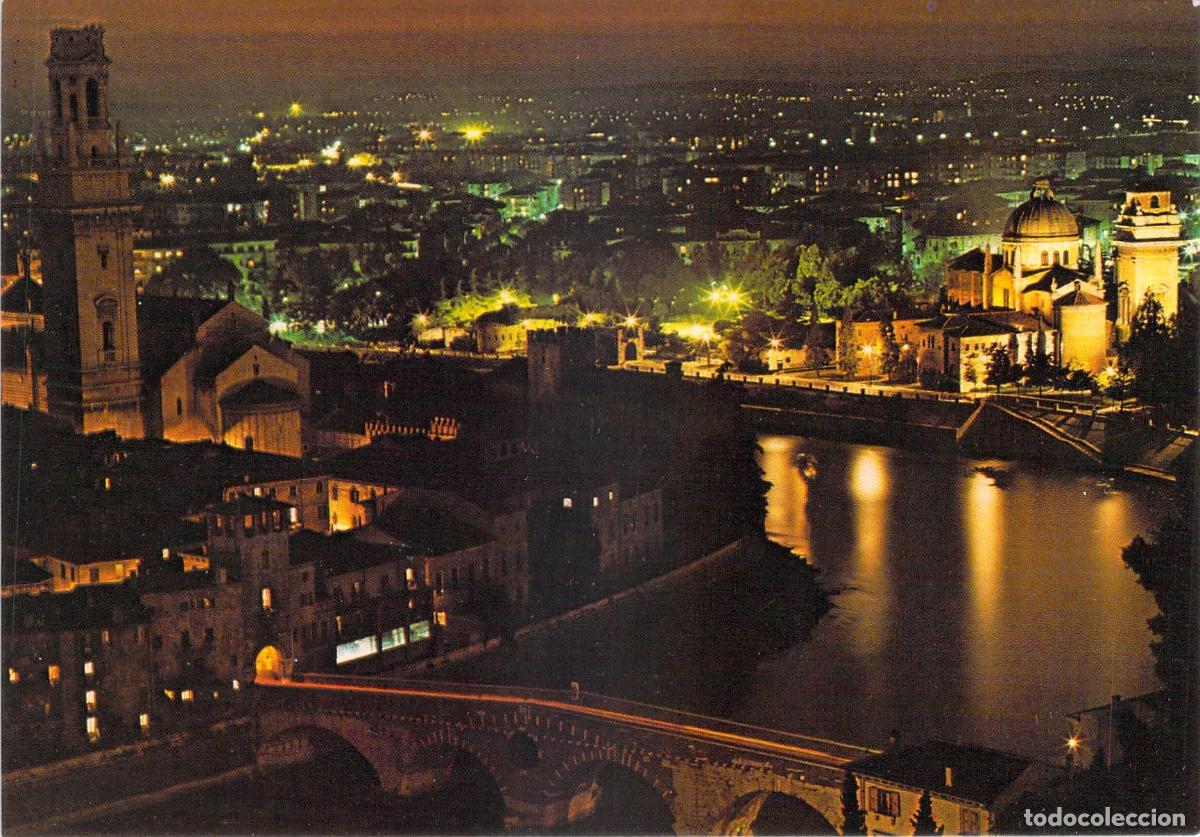 Postales: Postal de Verona Panorama Nocturno y R&iacute;o Adige Italia
