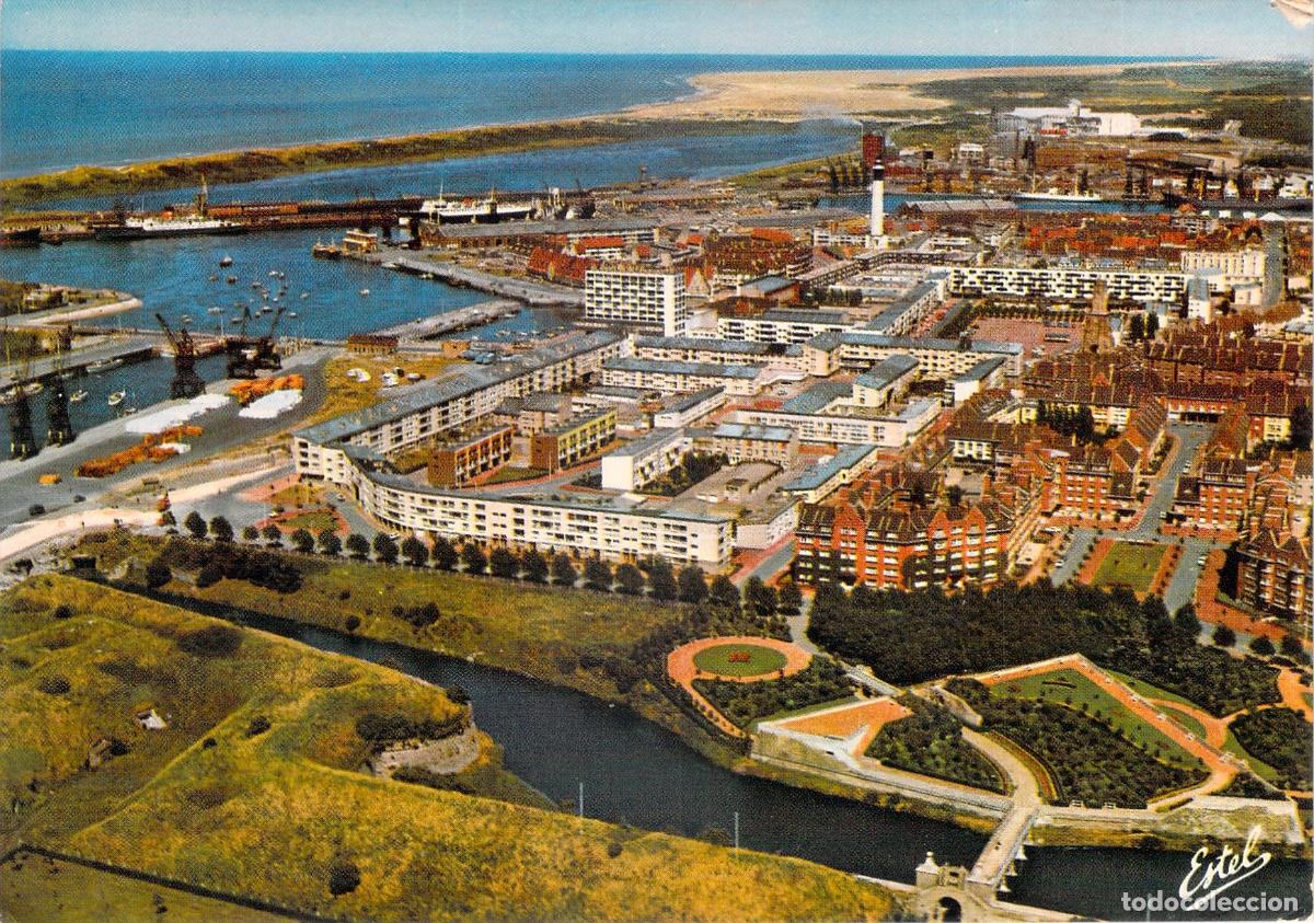Postales: Postal Vista A&eacute;rea de Calais-Nord al Pie de la Ciudadela