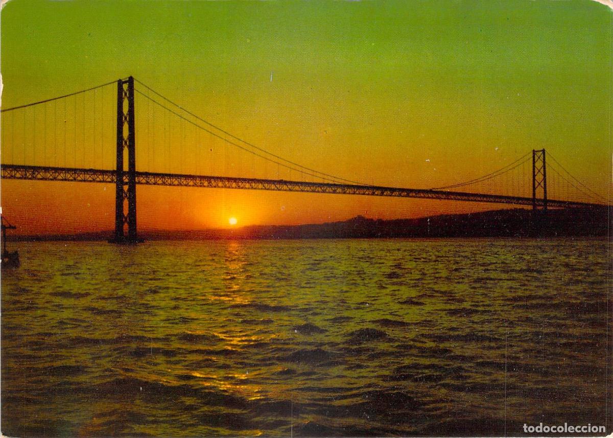 Postales: Postal de Lisboa, R&iacute;o Tajo y Puente 25 de Abril al Atardecer