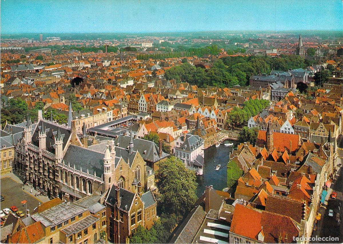 Postales: Postal de Brujas Vista A&eacute;rea de la Plaza del Burg y Muelle del Rosario