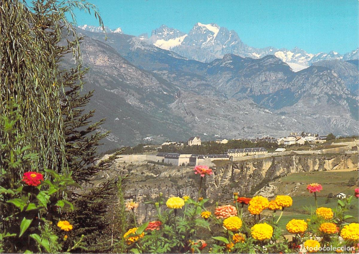 Postales: Postal de Mont-Dauphin y el Macizo de &Eacute;crins, Altos Alpes