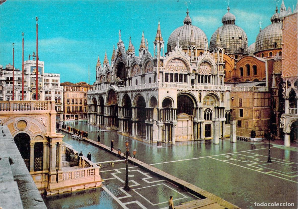 Postales: Postal de Plaza San Marcos con Agua Alta en Venecia, Italia