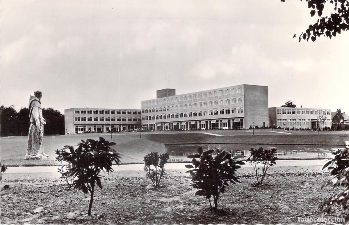 Postcards: Postal de Moederhuis Charitas en Roosendaal, Pa&iacute;ses Bajos