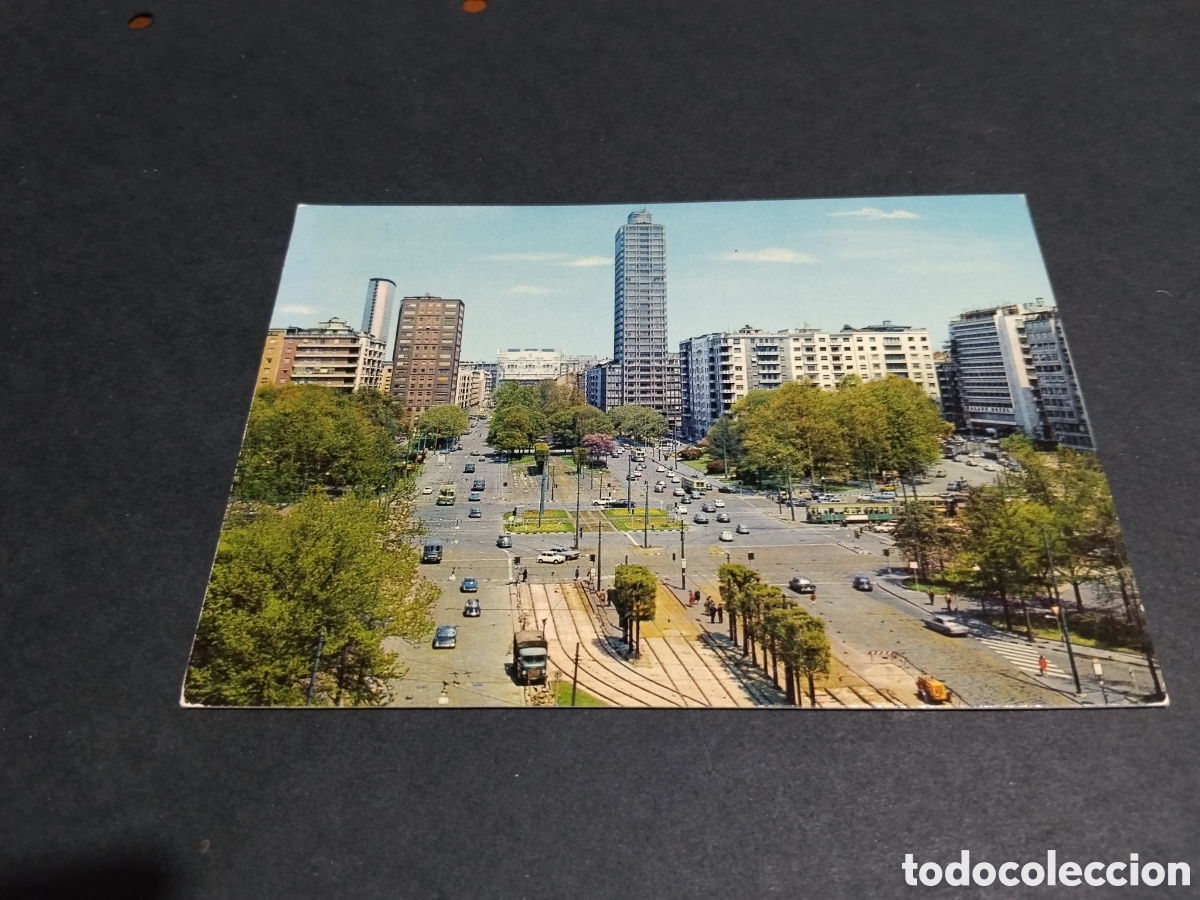Postales: Postal Milan plaza de la republica