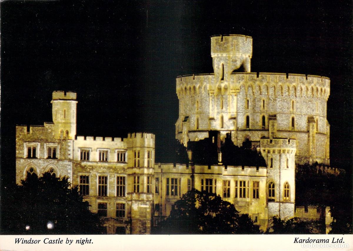 Postales: Postal del Castillo de Windsor iluminado de noche